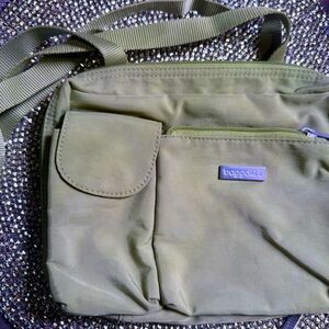 Baggallini Green/Yellow Expandable crossbody travel Bag pockets water resistant